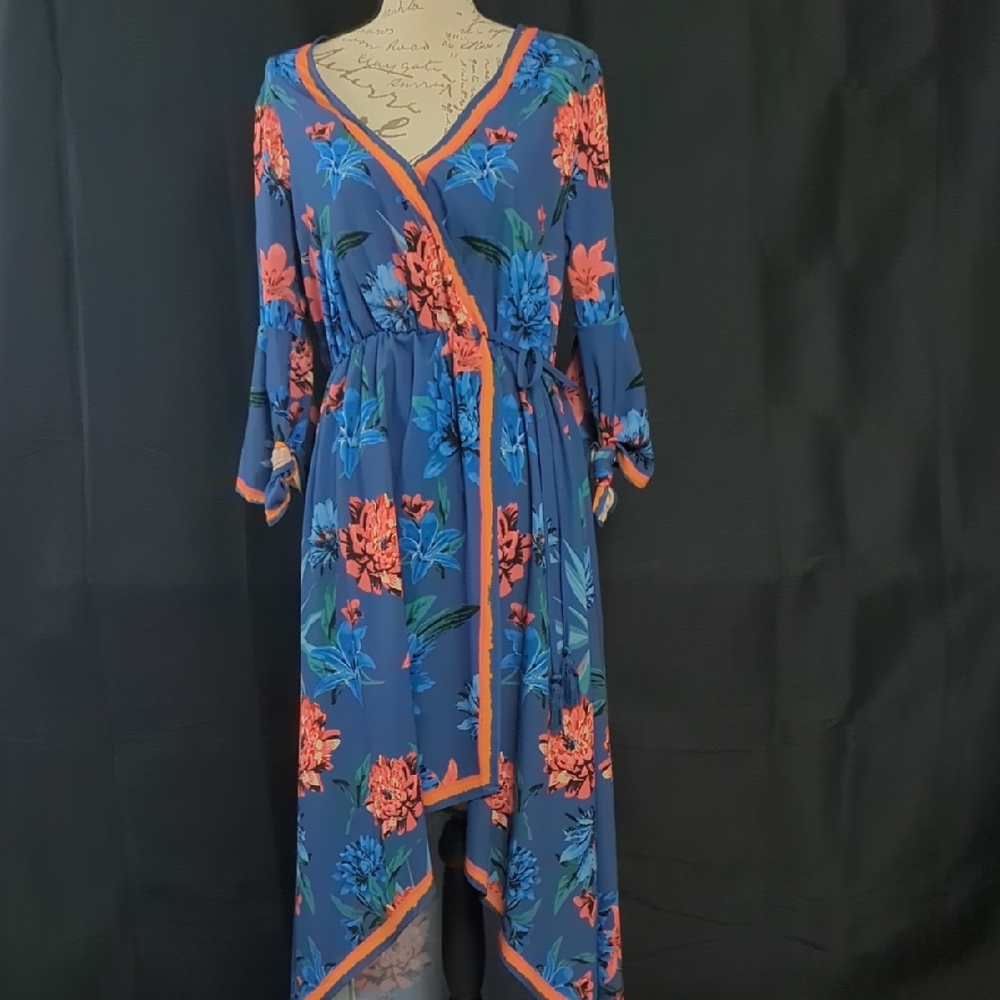 🐦 Petrie’s Picks Flying Tomato Vibrant Floral High-Low Dress